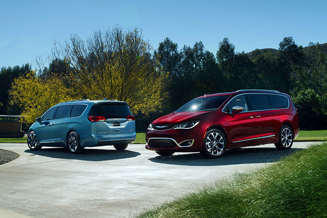 Chrysler Pacifica есть полный набор подушек безопасности