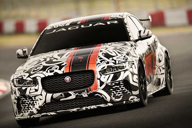 самый экстремальный и мощный седан XE